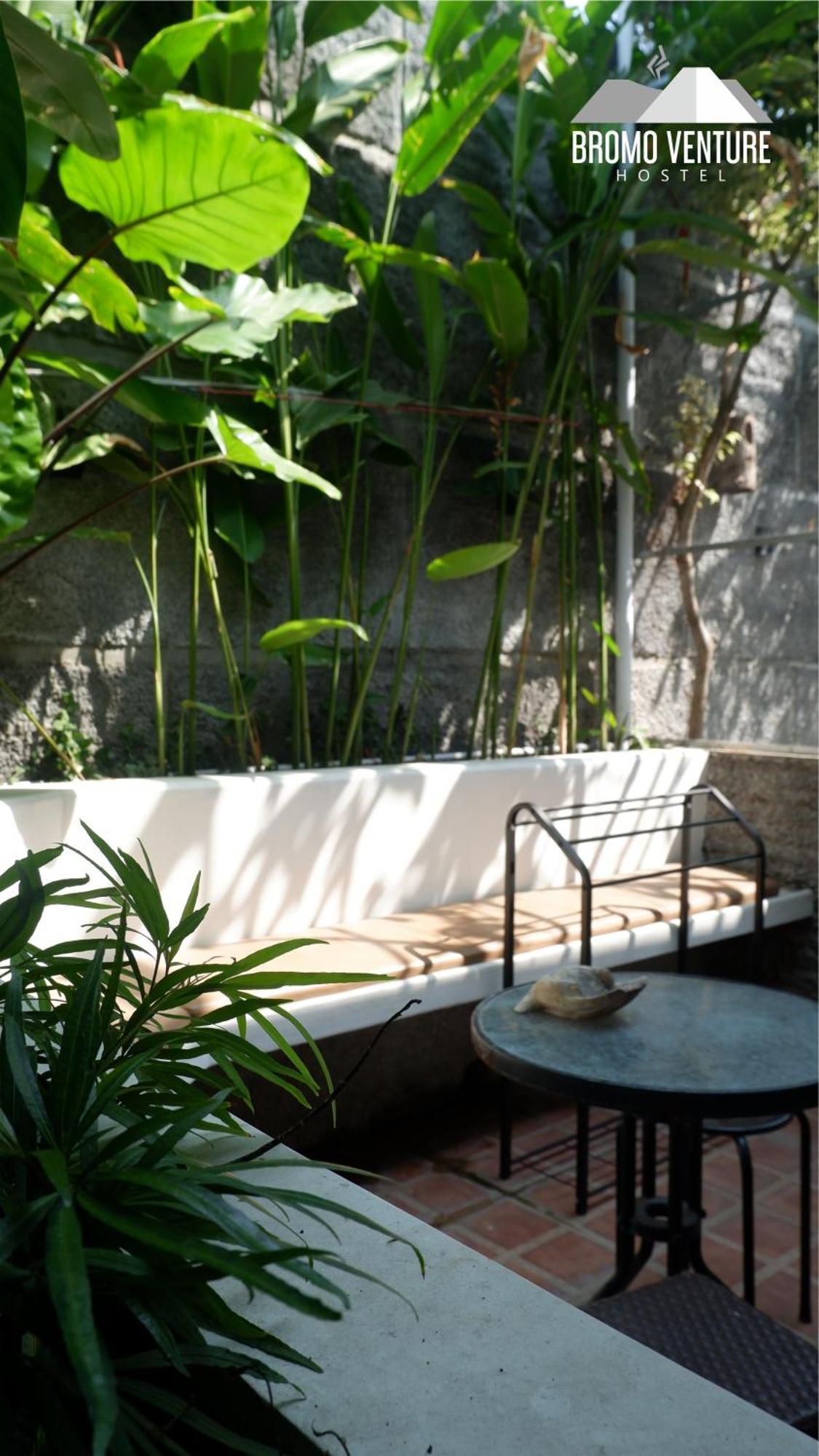 Albergue Bromo Venture Probolinggo Exterior foto